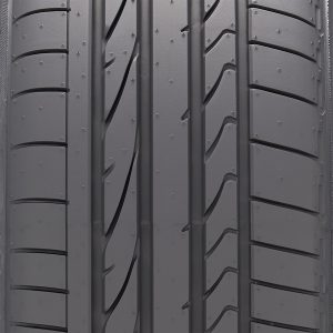 Bridgestone Dueler H/P Sport tire image