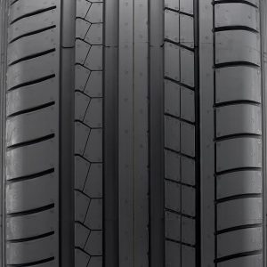 Dunlop SP Sport Maxx GT tire image