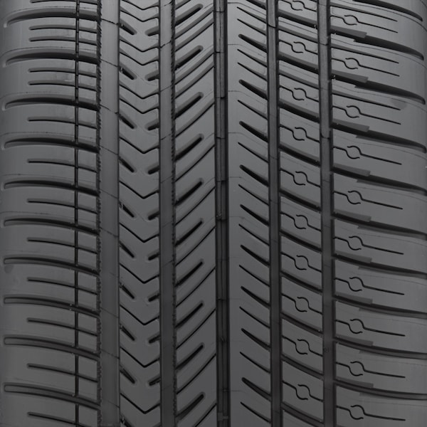 Michelin Pilot Sport All Season 4 ZP tire image