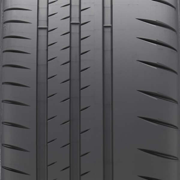 Michelin Pilot Sport Cup 2 tire image