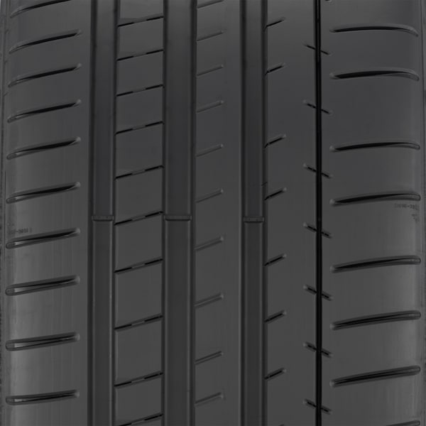 Michelin Pilot Super Sport tire image