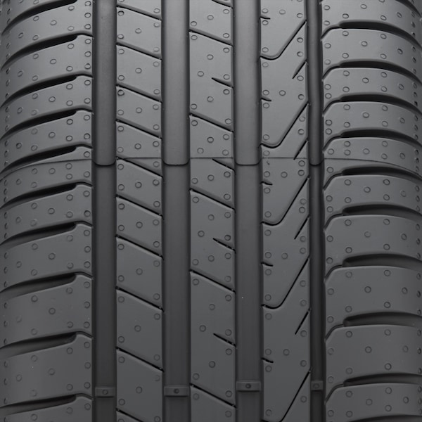 Pirelli Cinturato P7 (P7C2) tire image